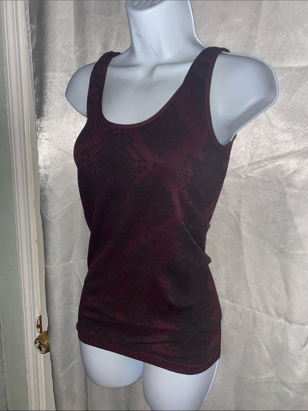 Rock & Republic Burgundy Snake-Print Tank